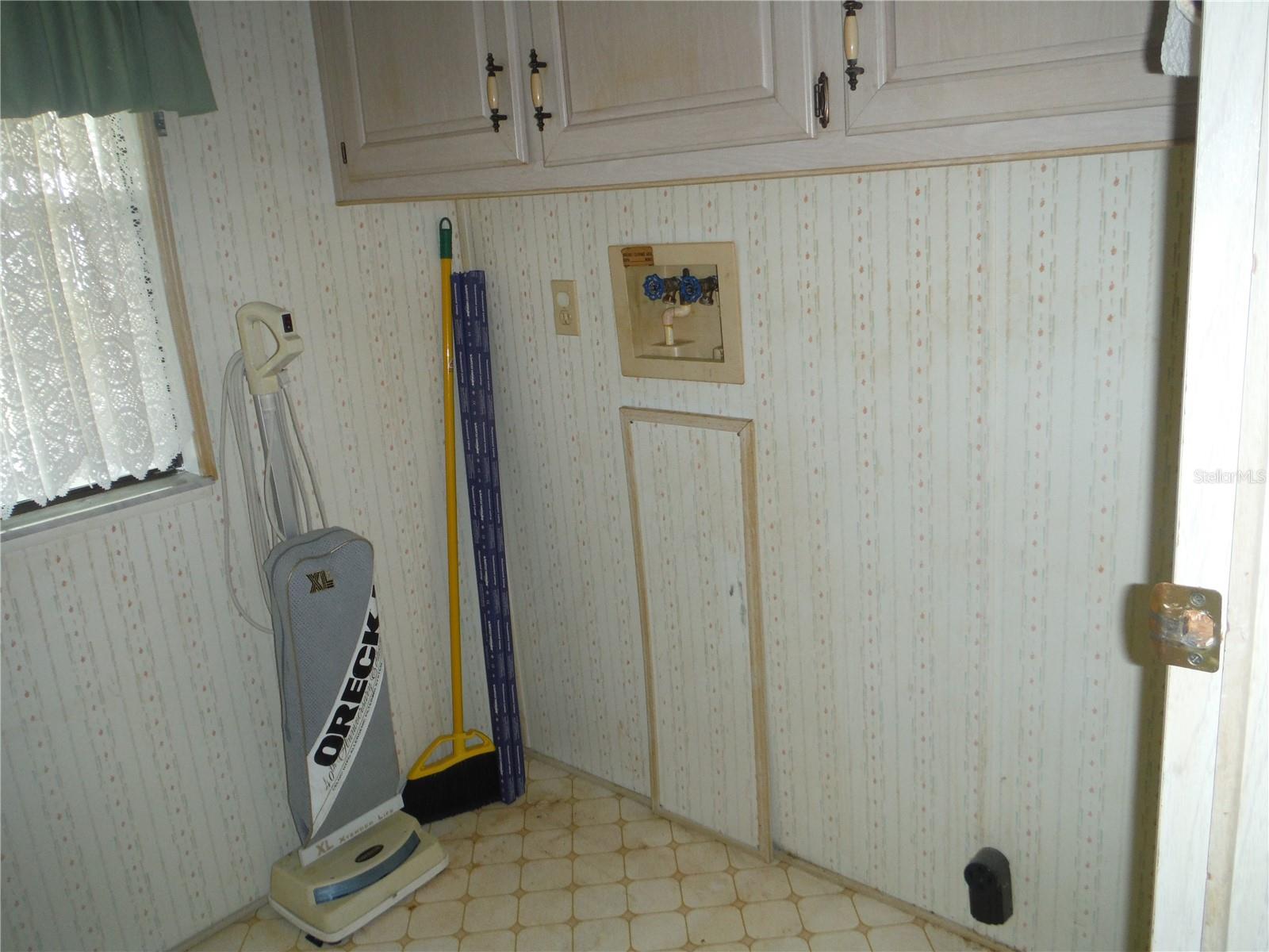 231 TARPON LN, OLDSMAR, FL, 34677