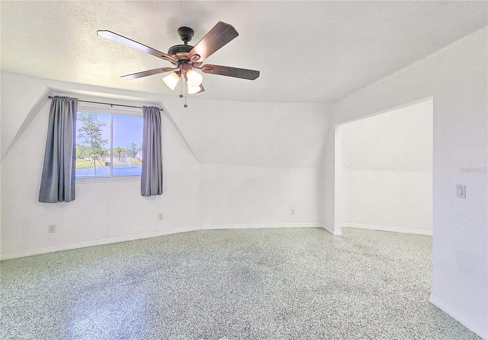624 VOLCO RD, EDGEWATER, FL, 32141
