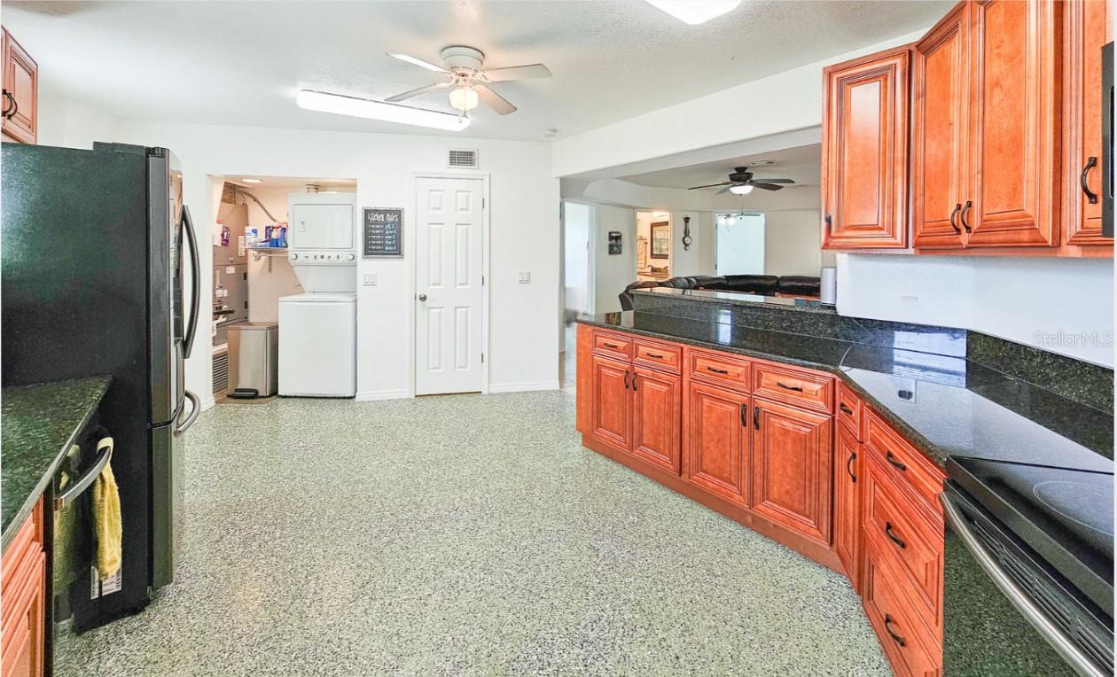 624 VOLCO RD, EDGEWATER, FL, 32141