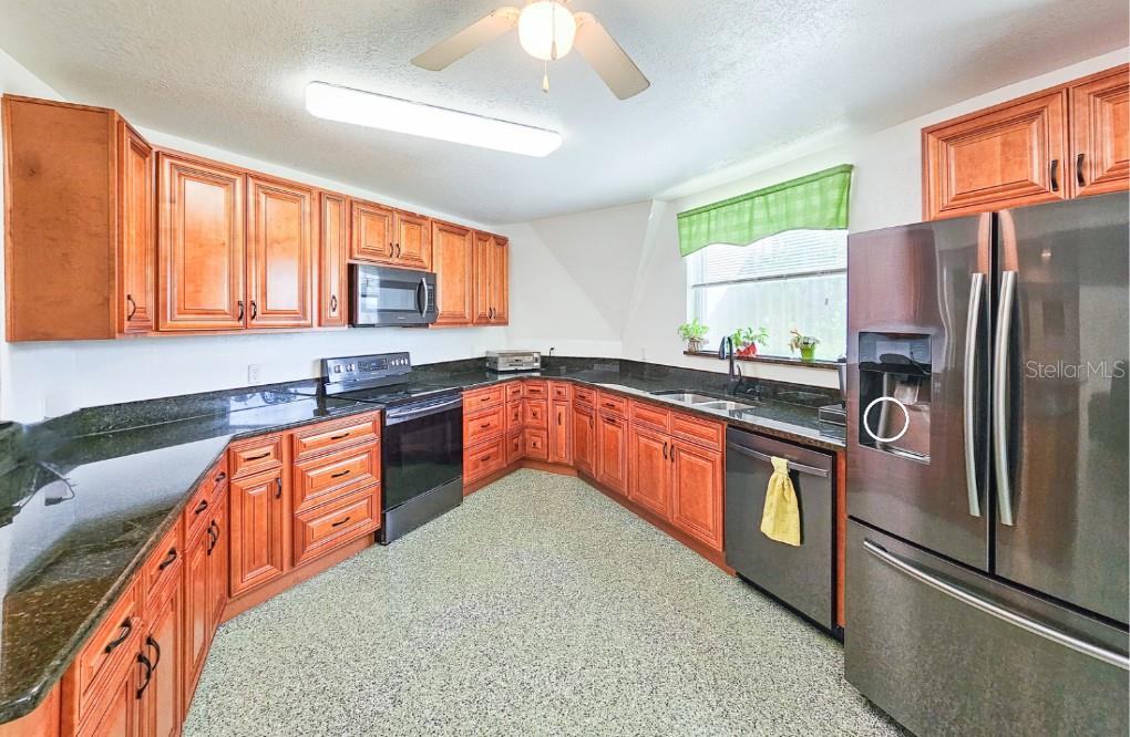 624 VOLCO RD, EDGEWATER, FL, 32141