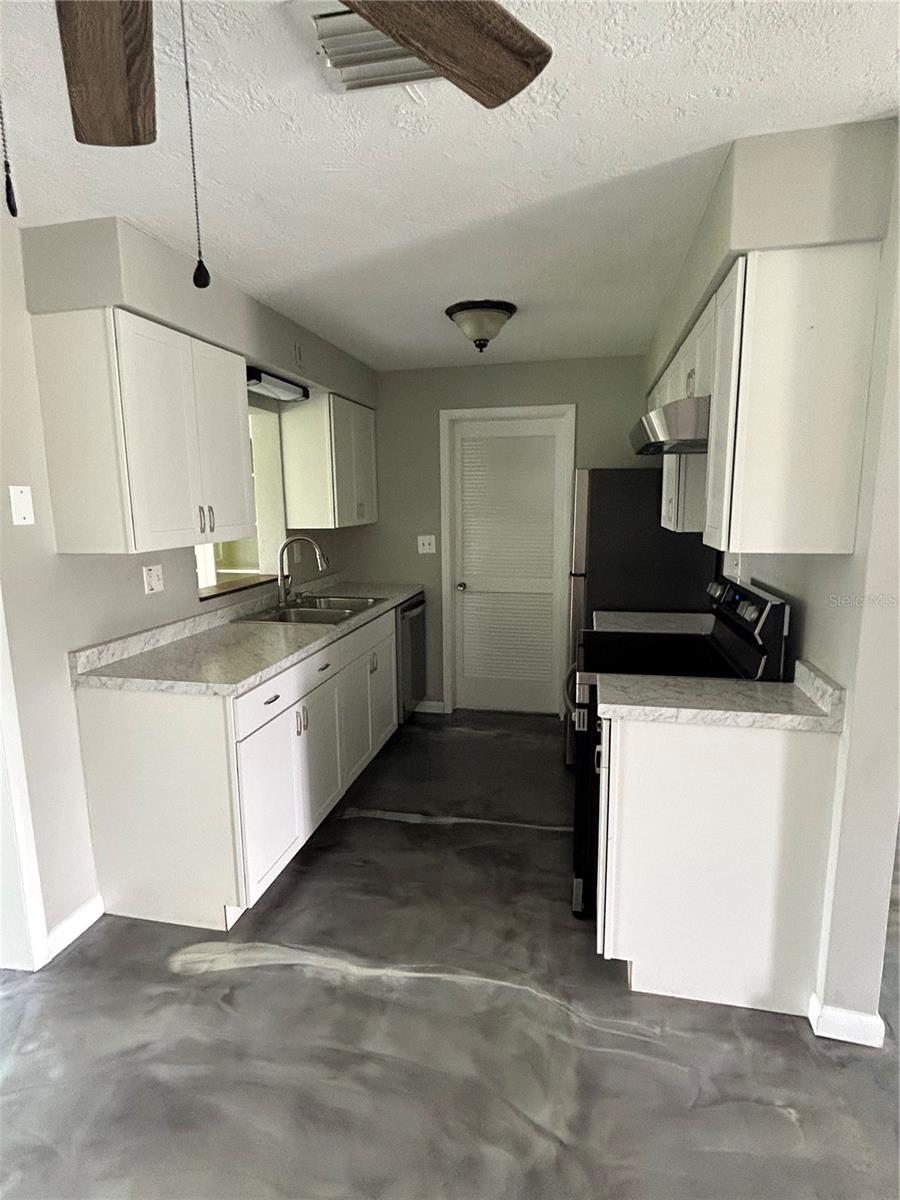 13 OAK HOLLOW DR, BEVERLY HILLS, FL, 34465