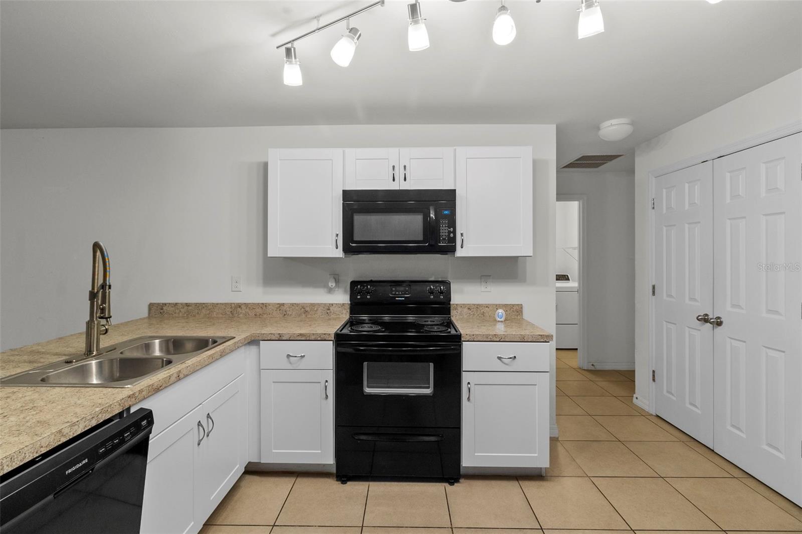 21472 ELDRED AVE, PORT CHARLOTTE, FL, 33952