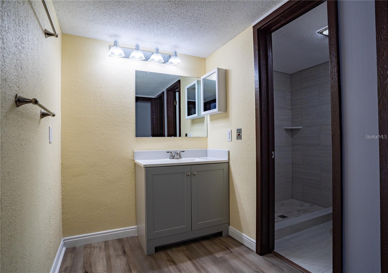 12 ROBYN LN, HAINES CITY, FL, 33844