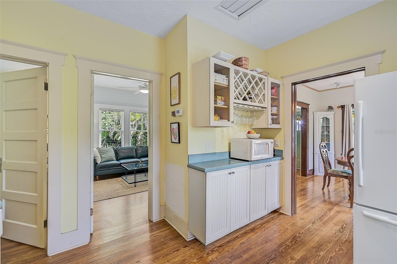 628 N ORANGE AVE, SARASOTA, FL, 34236