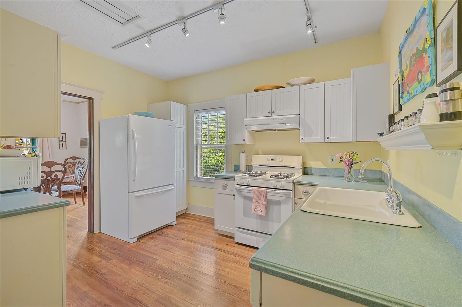 628 N ORANGE AVE, SARASOTA, FL, 34236