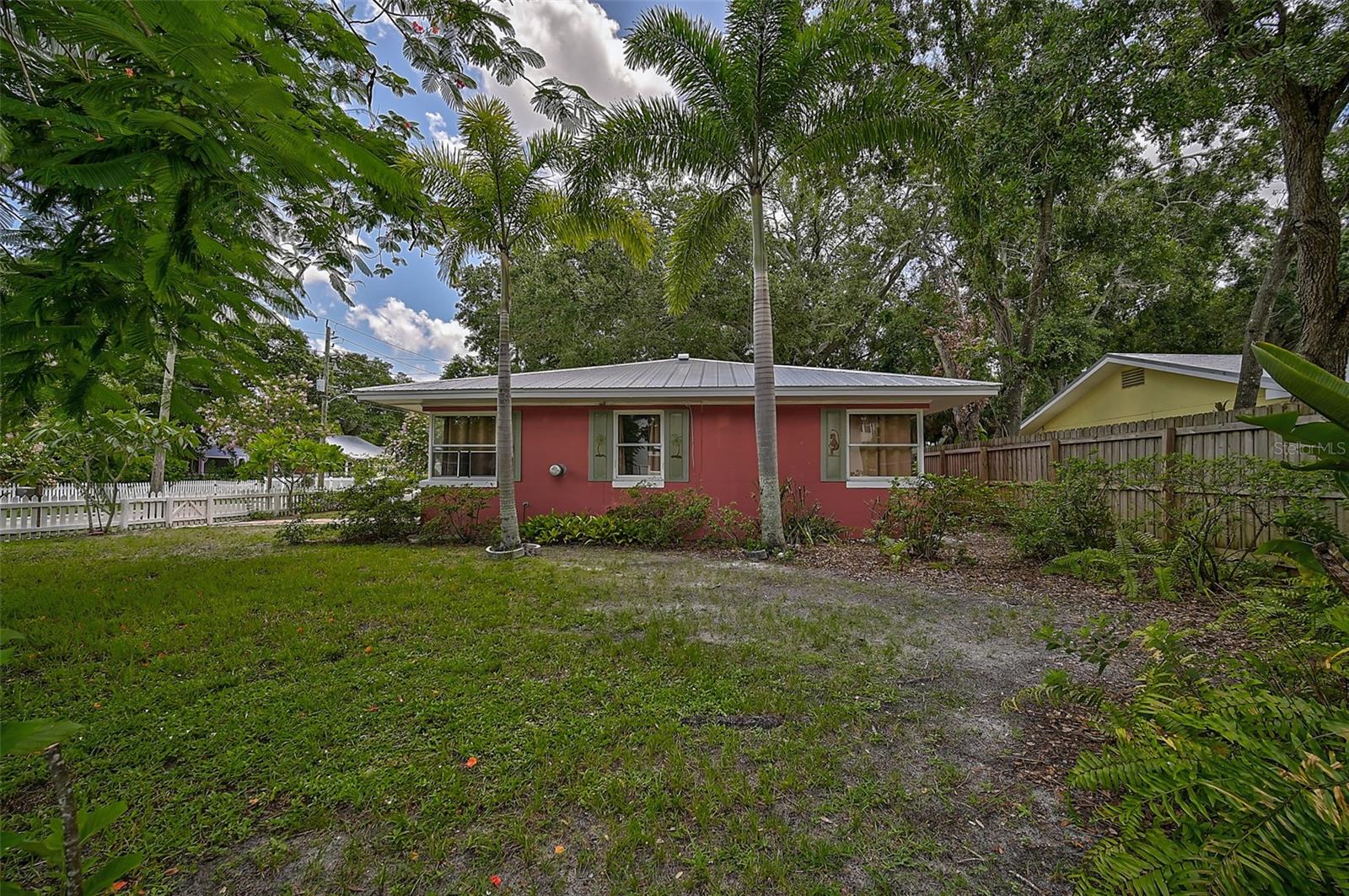 628 N ORANGE AVE, SARASOTA, FL, 34236