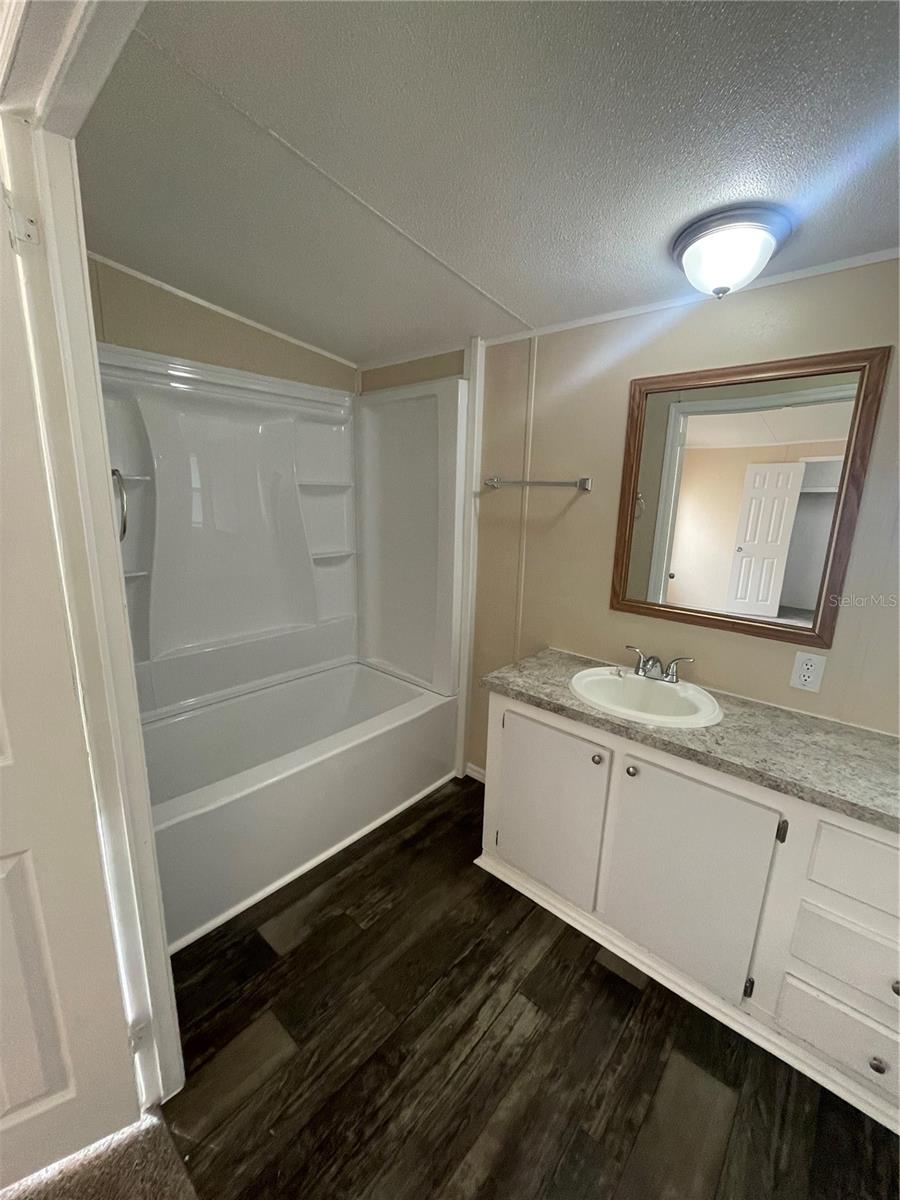 1220 EASY ST, LAKELAND, FL, 33811