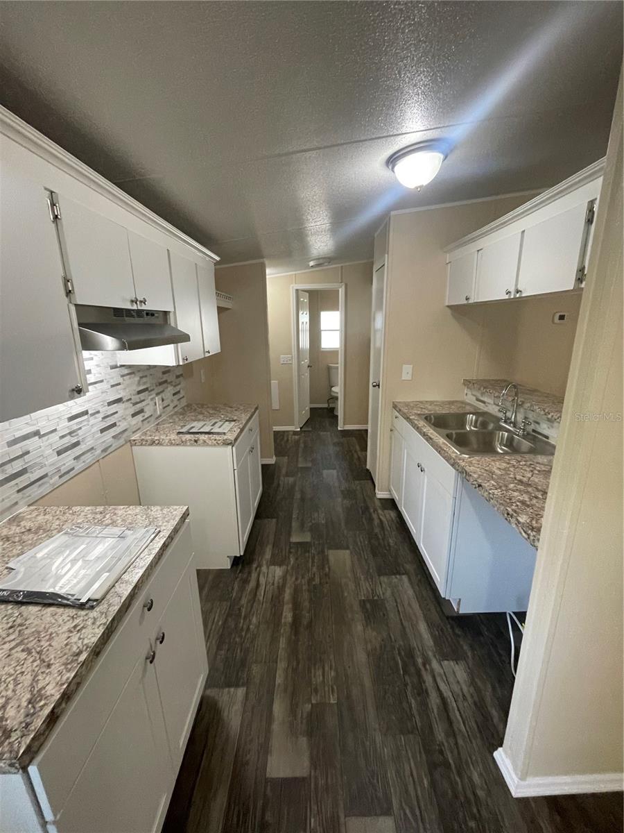 1220 EASY ST, LAKELAND, FL, 33811