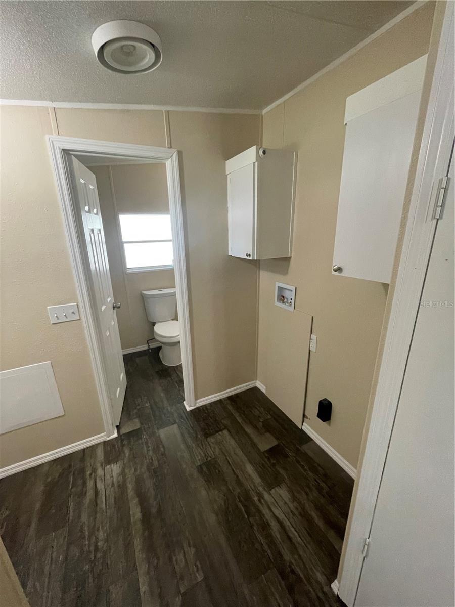 1220 EASY ST, LAKELAND, FL, 33811