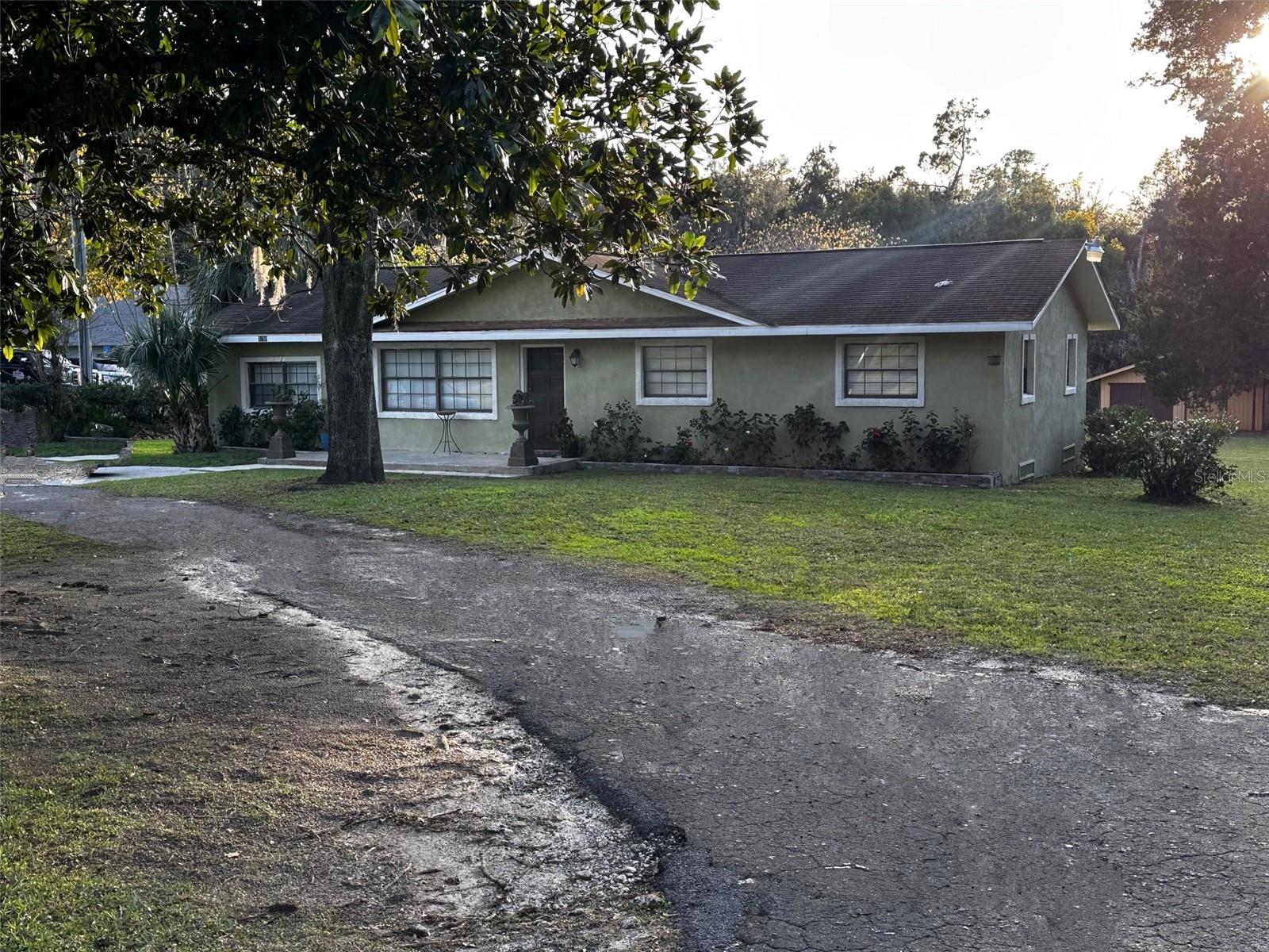 3250 SE LAKE WEIR AVE, OCALA, FL, 34471
