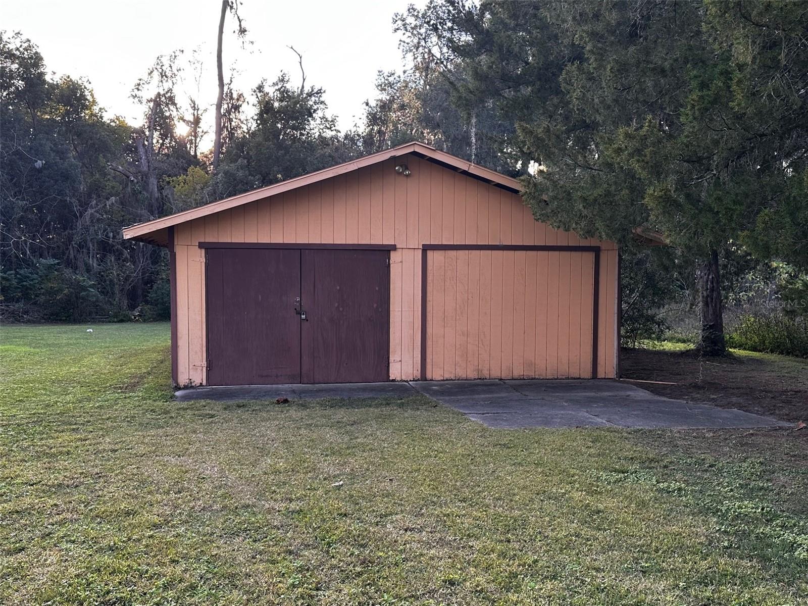 3250 SE LAKE WEIR AVE, OCALA, FL, 34471