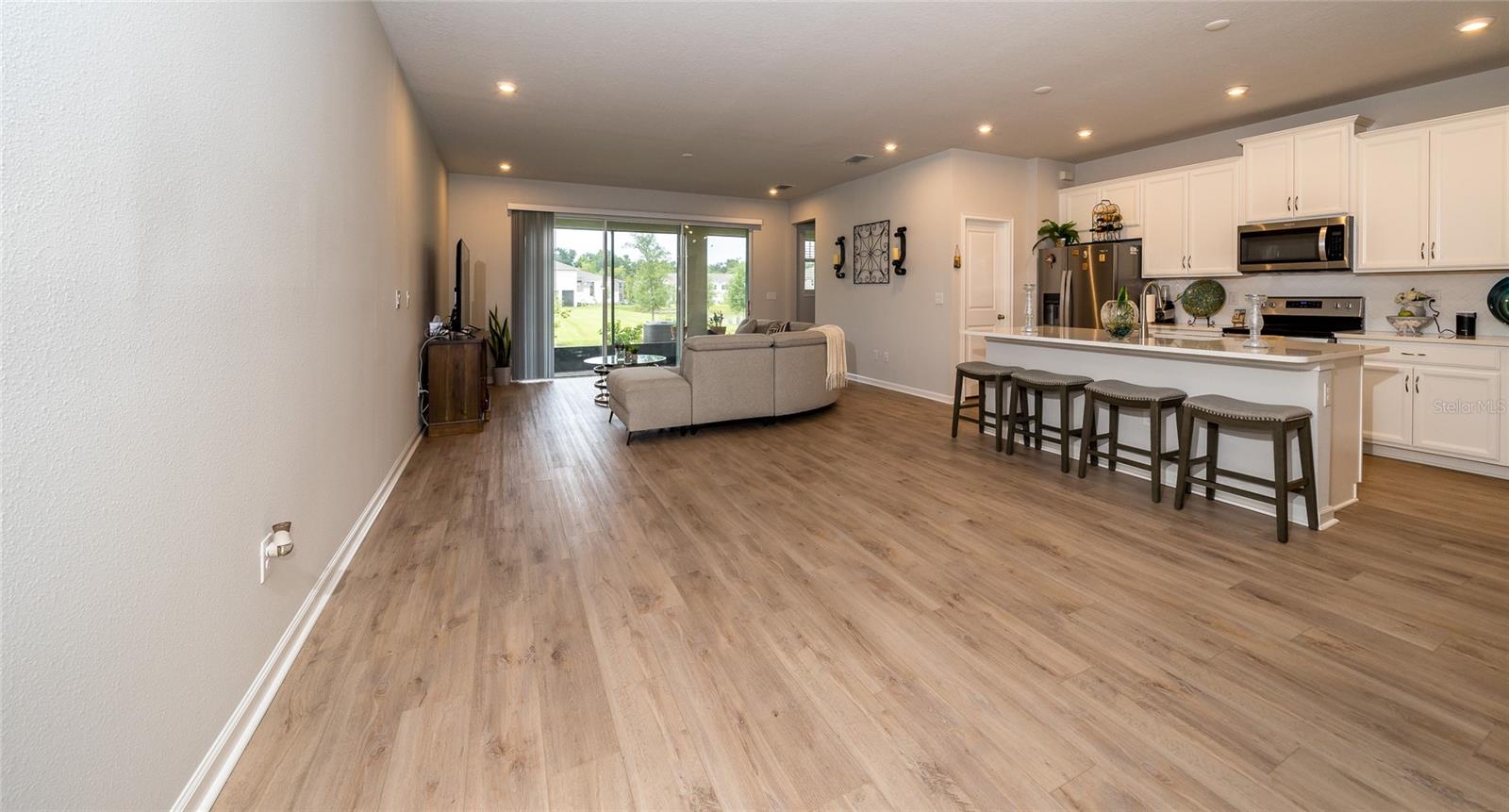 26082 WOVEN WICKER BND, LUTZ, FL, 33559