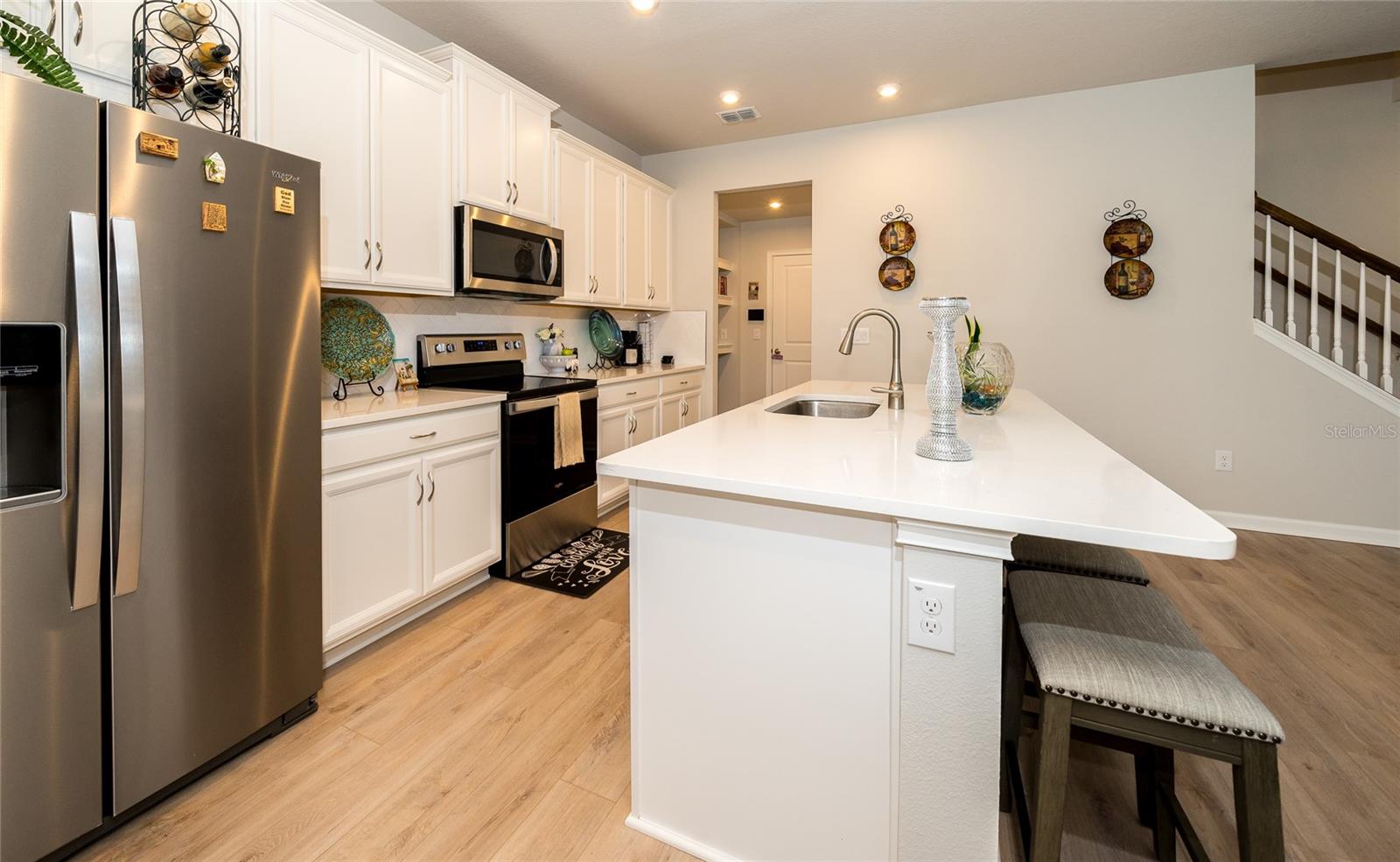 26082 WOVEN WICKER BND, LUTZ, FL, 33559