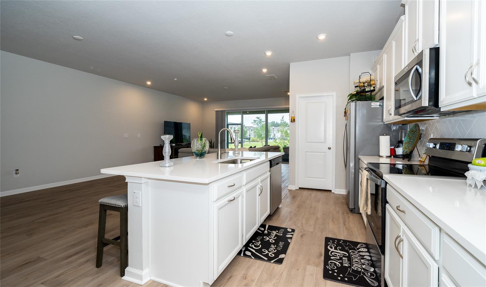 26082 WOVEN WICKER BND, LUTZ, FL, 33559