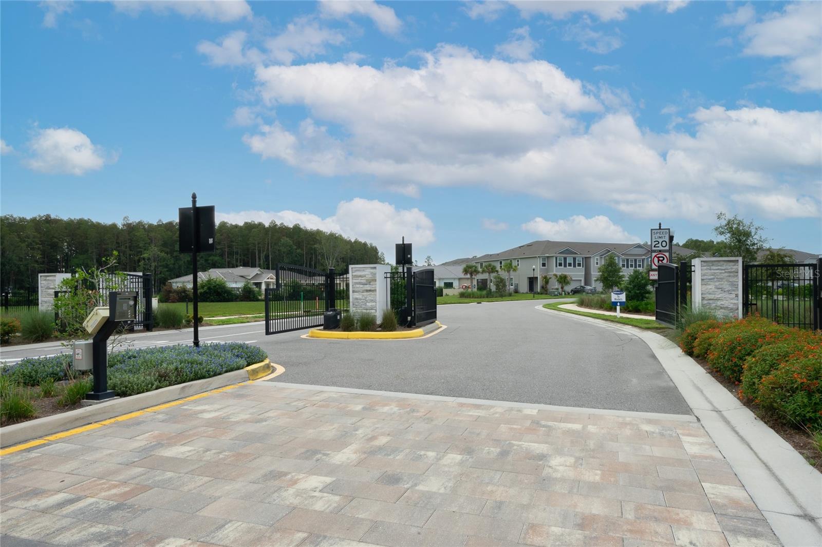 26082 WOVEN WICKER BND, LUTZ, FL, 33559