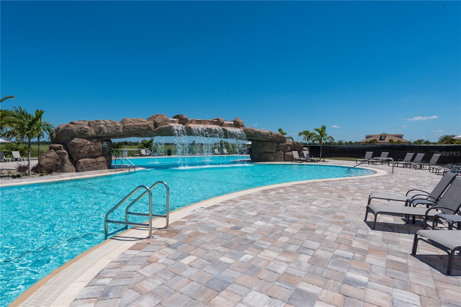 18117 GAWTHROP DR #103, BRADENTON, FL, 34211