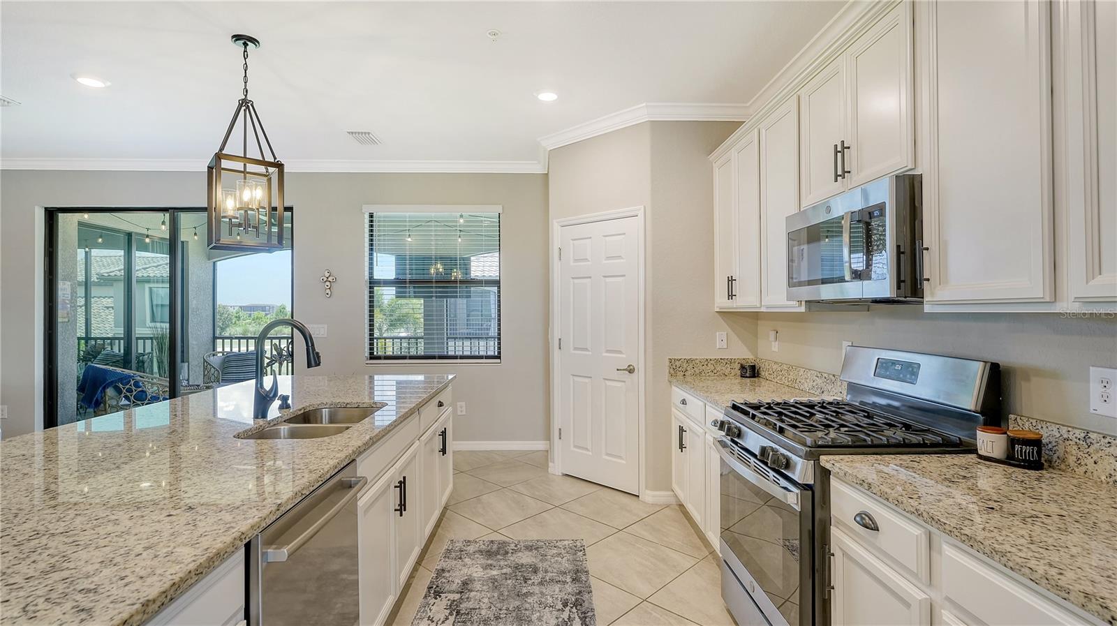 18117 GAWTHROP DR #103, BRADENTON, FL, 34211