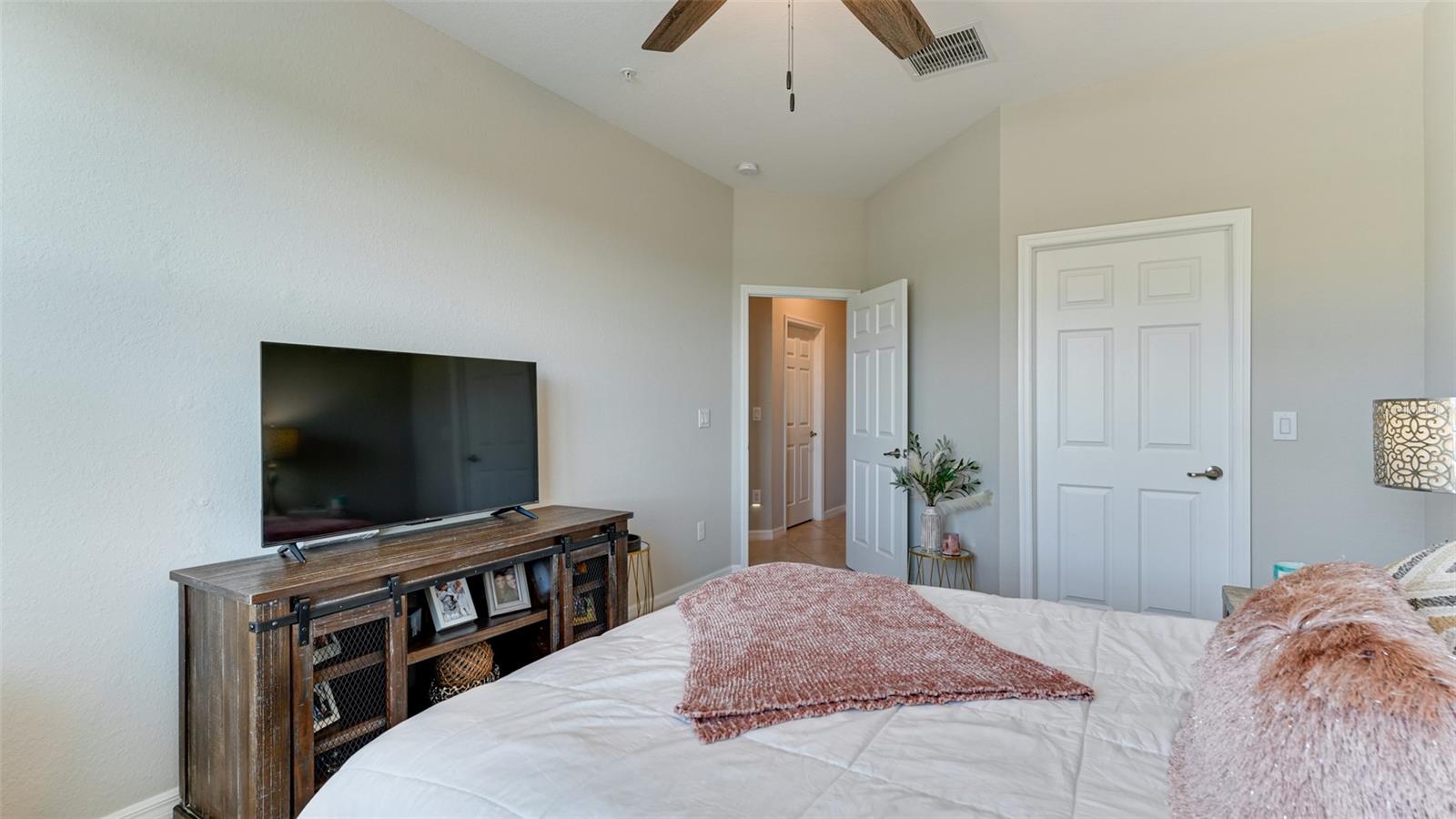 18117 GAWTHROP DR #103, BRADENTON, FL, 34211