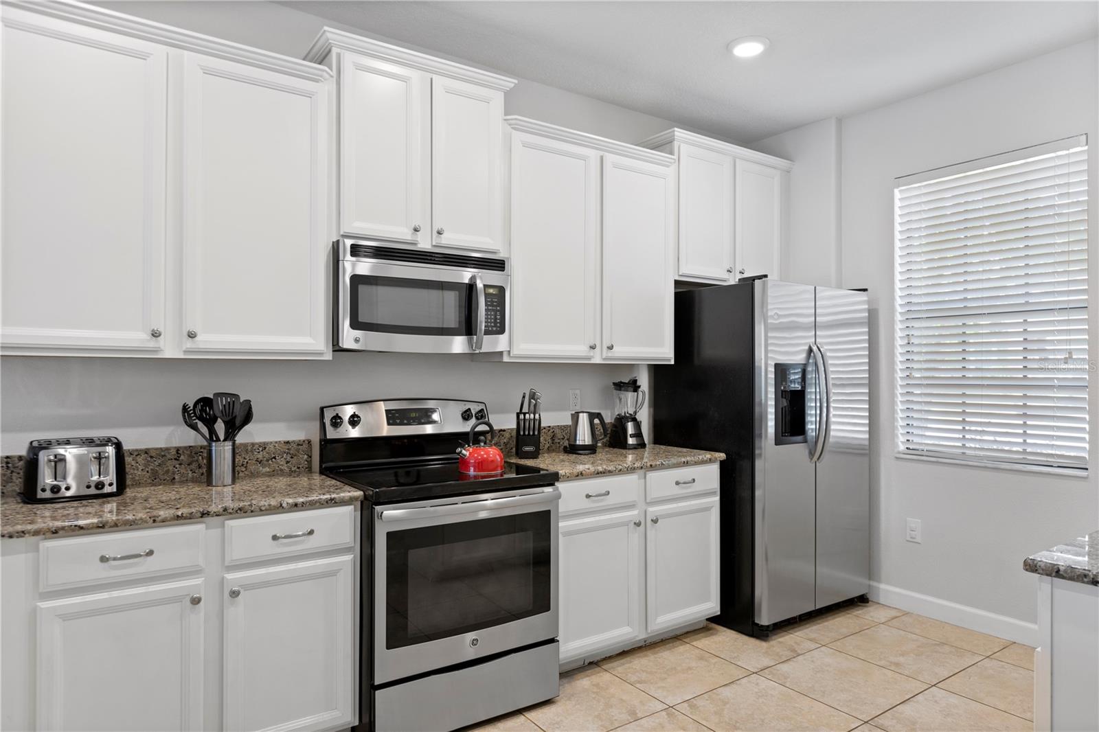 9023 SHADOW MOUNTAIN ST, DAVENPORT, FL, 33896