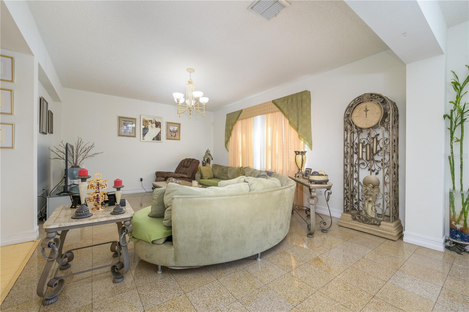 2531 LYNDSCAPE ST, ORLANDO, FL, 32833