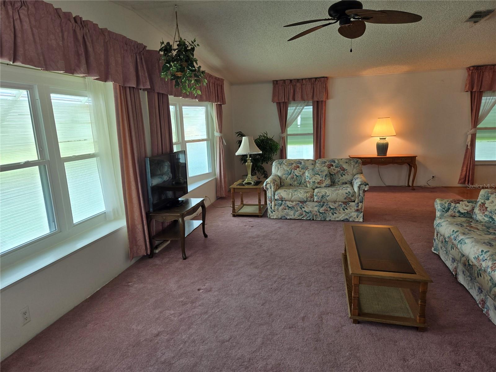 376 VICTORIA DR, HAINES CITY, FL, 33844
