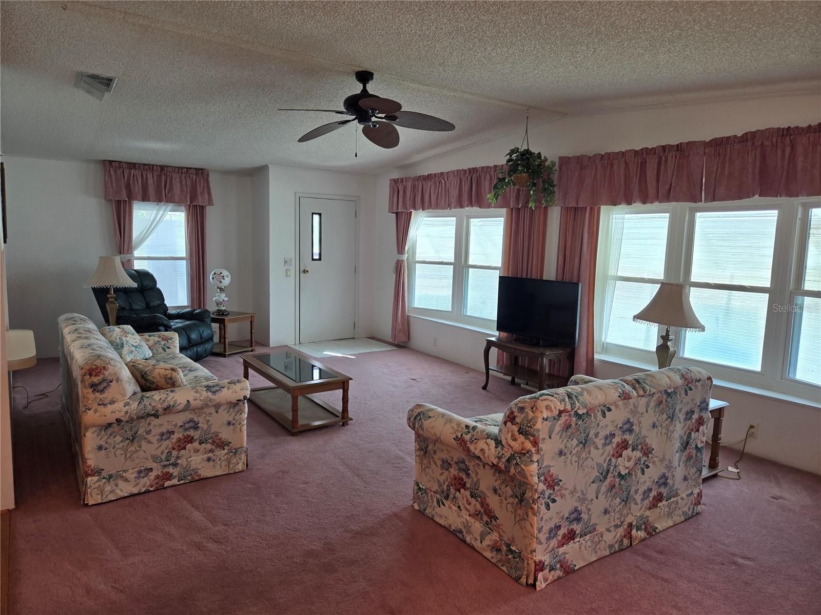 376 VICTORIA DR, HAINES CITY, FL, 33844