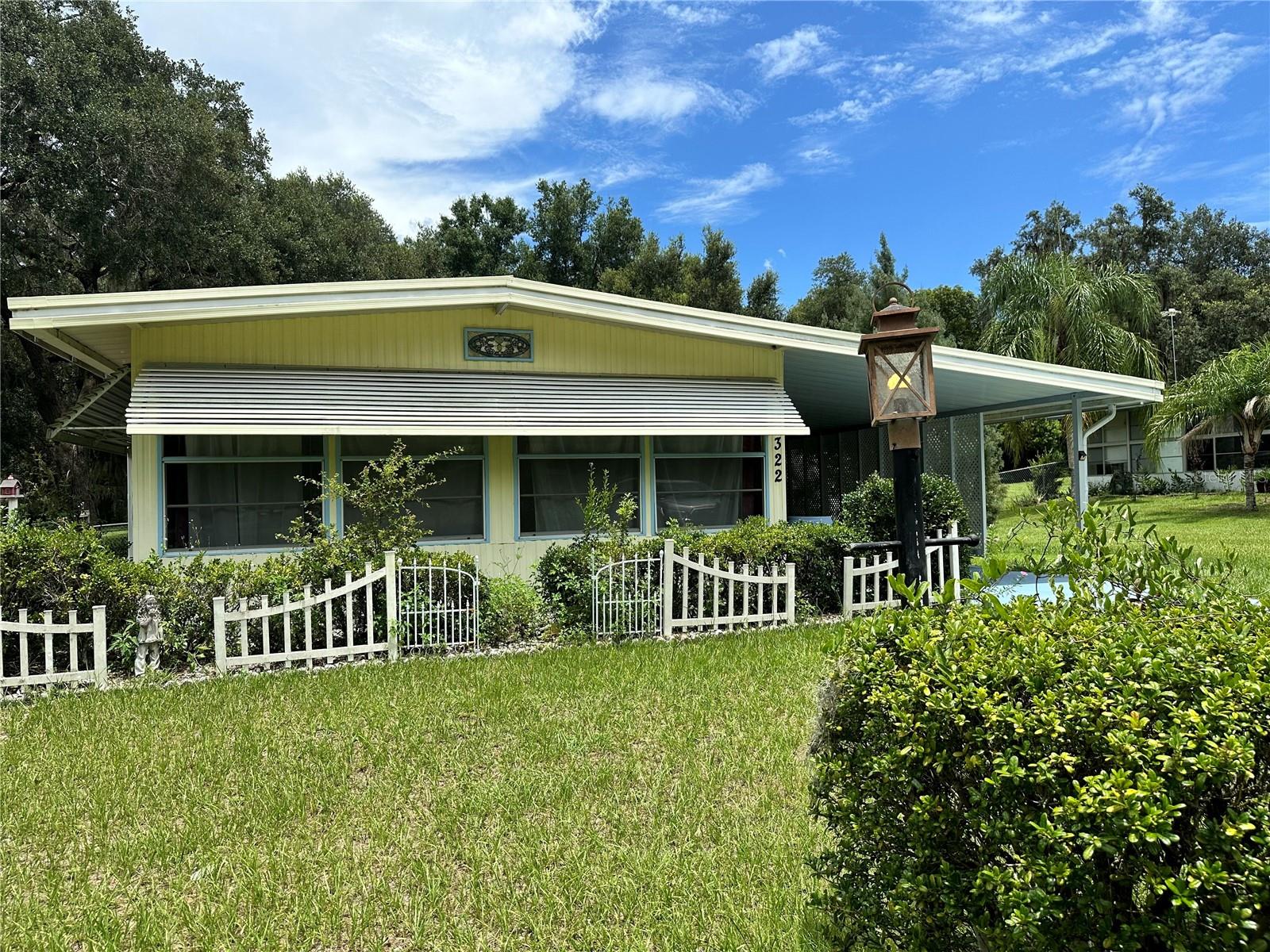 322 IVANHOE CIR, LADY LAKE, FL, 32159