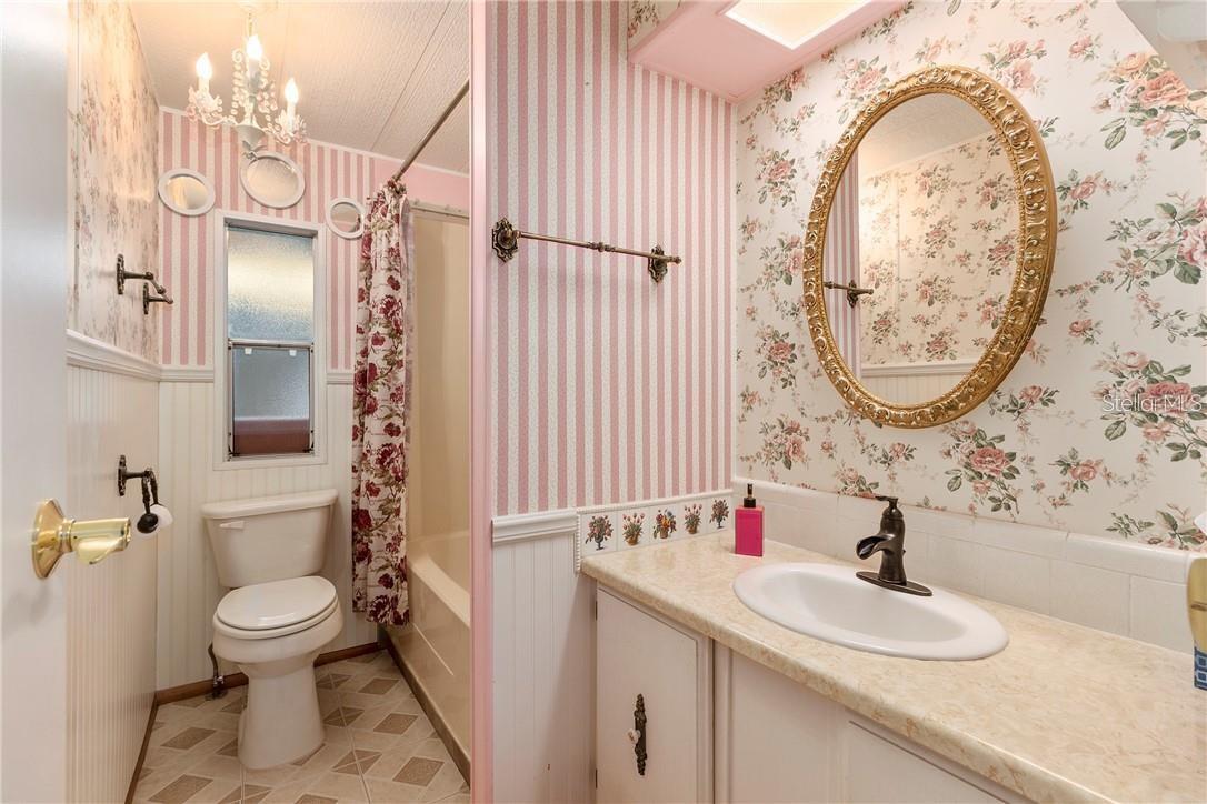 322 IVANHOE CIR, LADY LAKE, FL, 32159