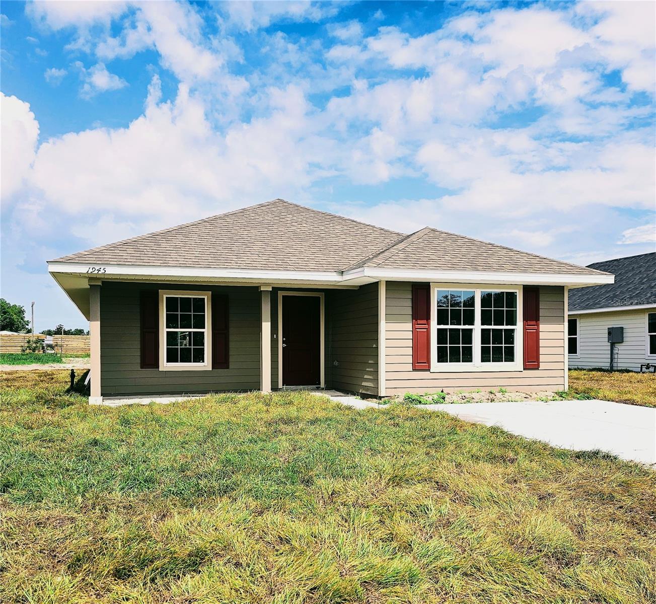 1945 N ROBERTS TRL, BELL, FL, 32619