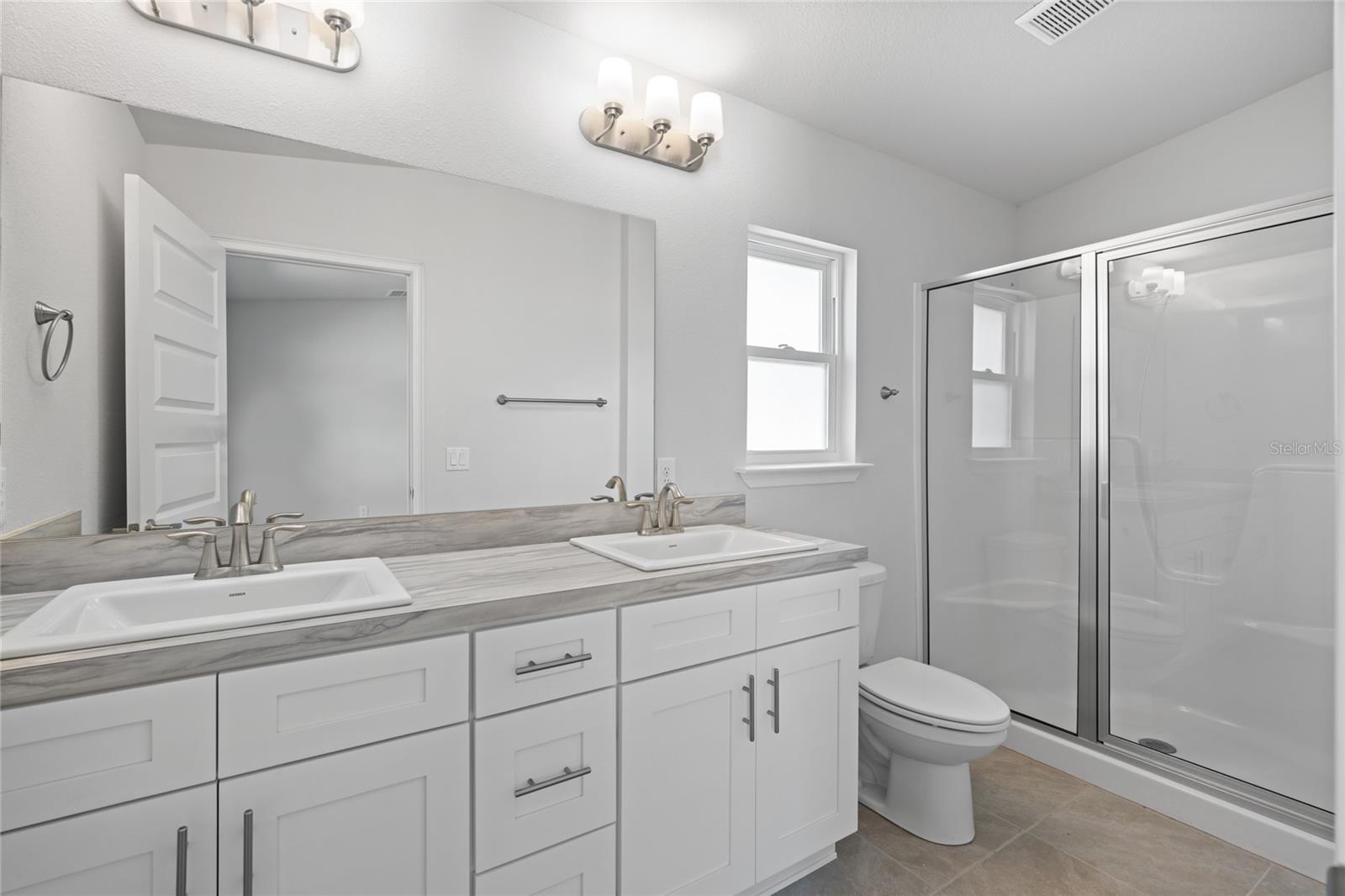 1945 N ROBERTS TRL, BELL, FL, 32619