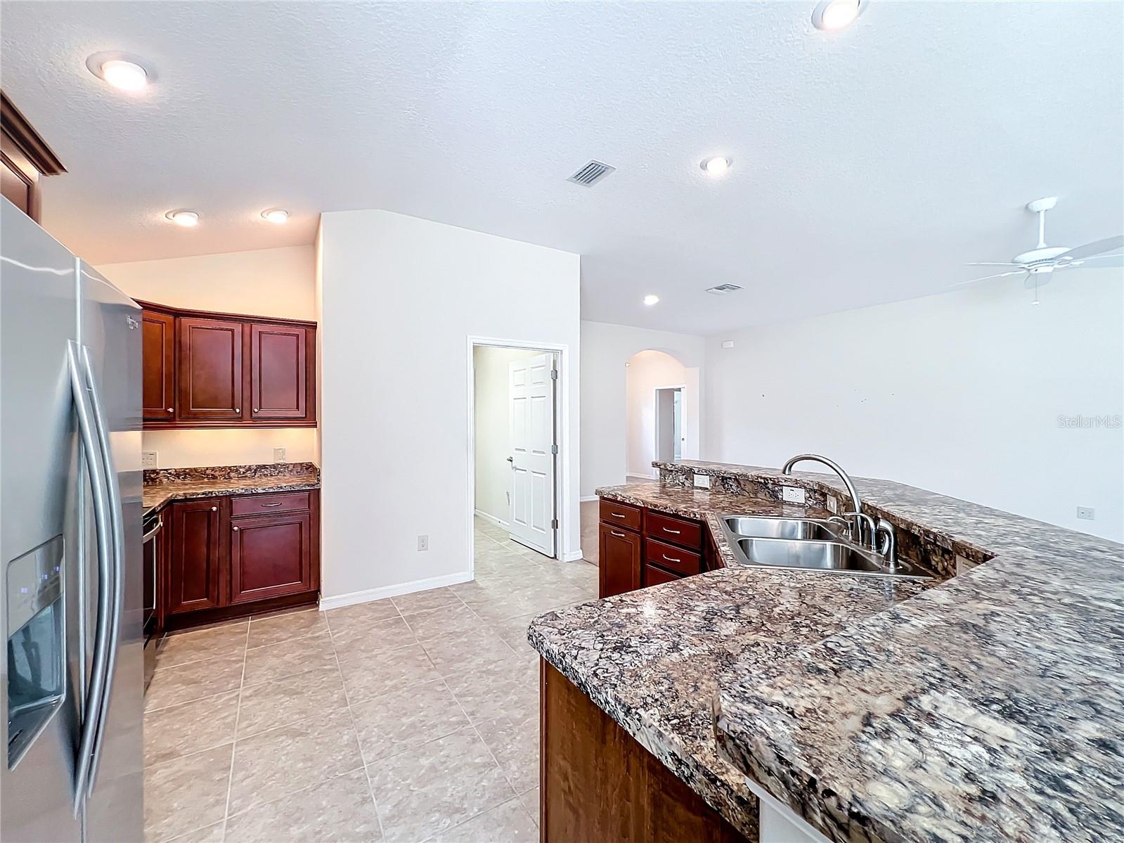 1338 NEUPORT PATH, THE VILLAGES, FL, 32163