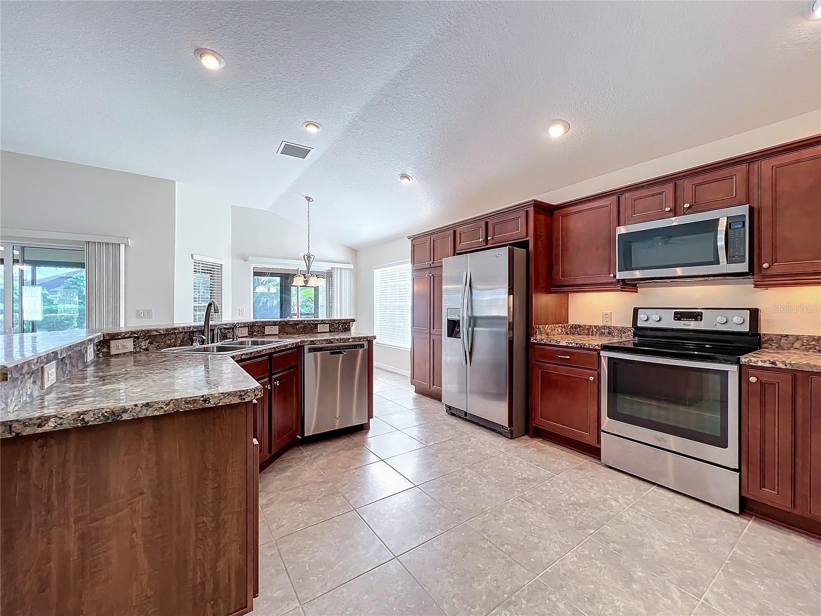 1338 NEUPORT PATH, THE VILLAGES, FL, 32163