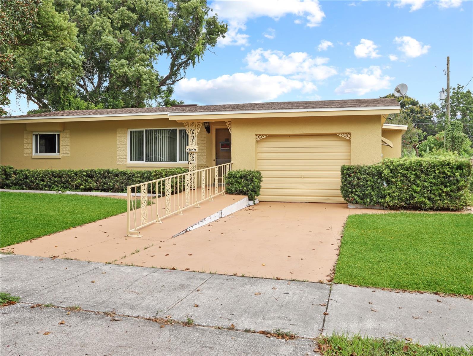6809 AMBASSADOR DR, ORLANDO, FL, 32818