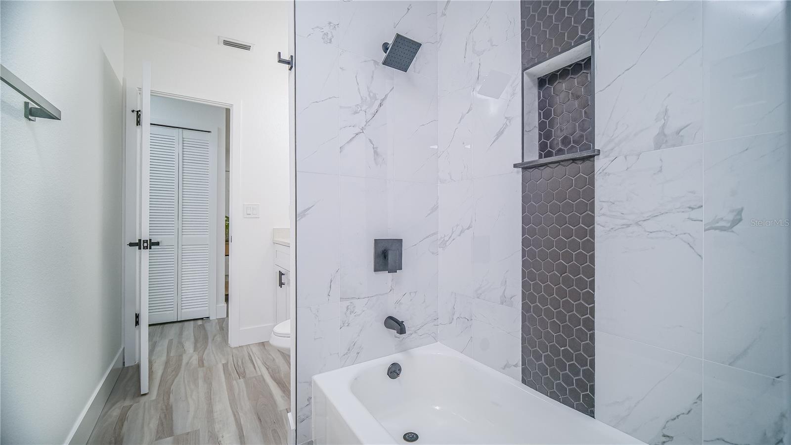 2220 CRYSTAL GROVE LN, LAKELAND, FL, 33801