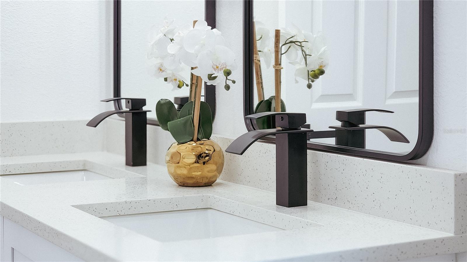 2220 CRYSTAL GROVE LN, LAKELAND, FL, 33801