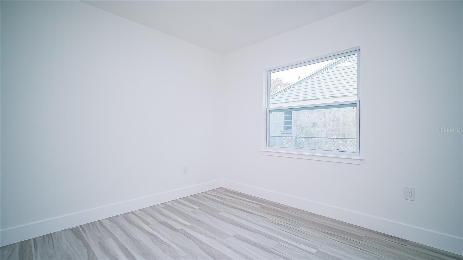 2220 CRYSTAL GROVE LN, LAKELAND, FL, 33801