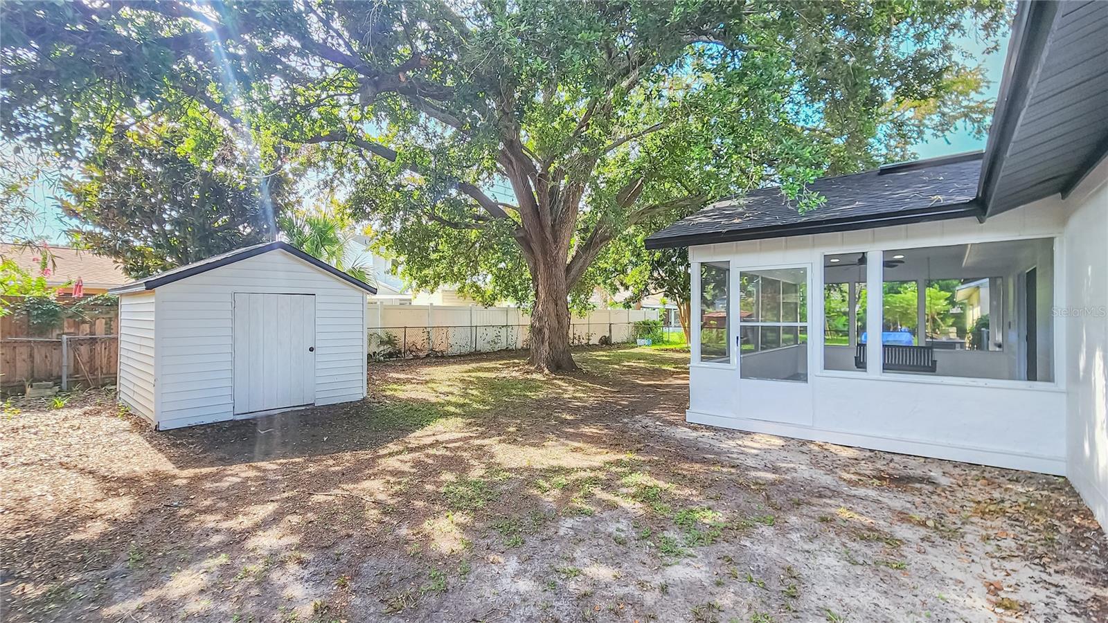 2220 CRYSTAL GROVE LN, LAKELAND, FL, 33801