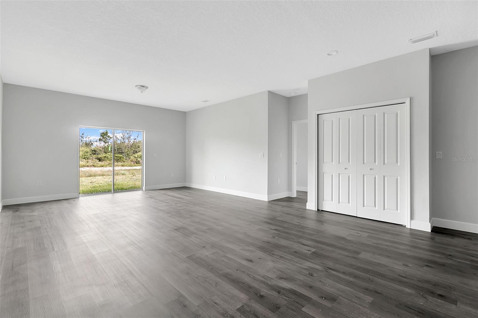 10420 PORT EVERGLADES ST, PORT CHARLOTTE, FL, 33981