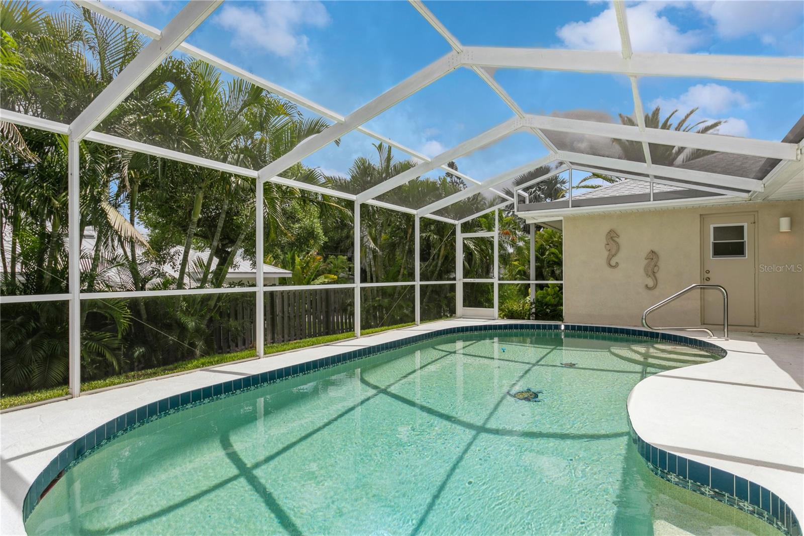 612 ALBEE RD W, NOKOMIS, FL, 34275