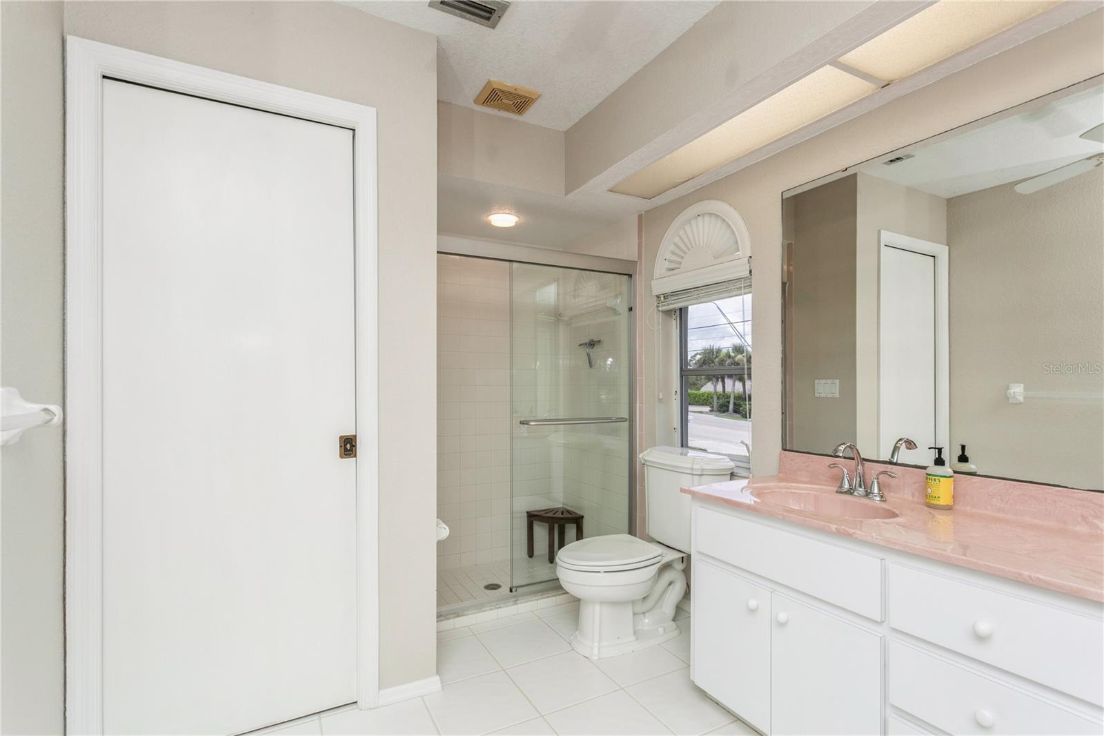 612 ALBEE RD W, NOKOMIS, FL, 34275