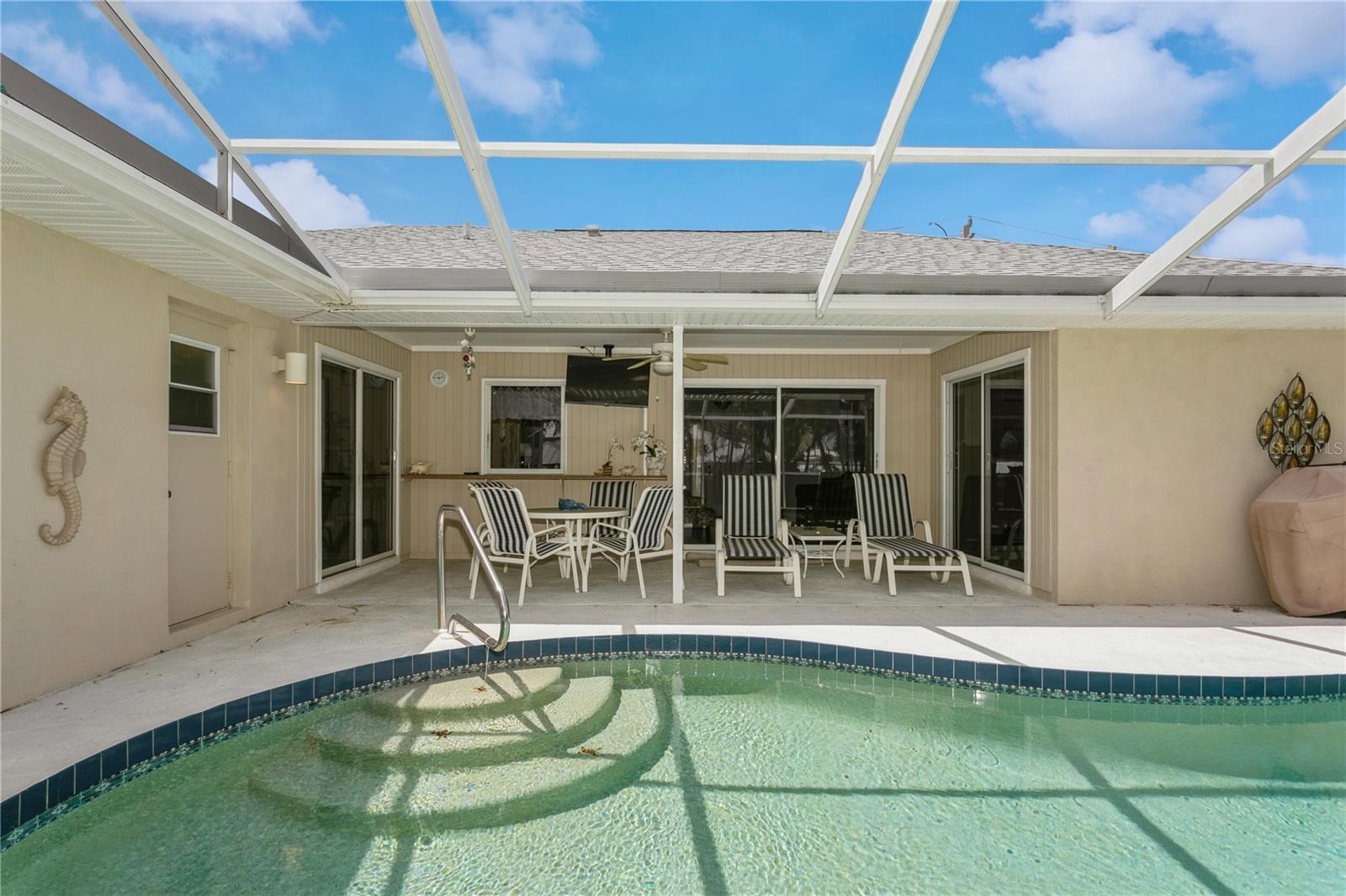 612 ALBEE RD W, NOKOMIS, FL, 34275