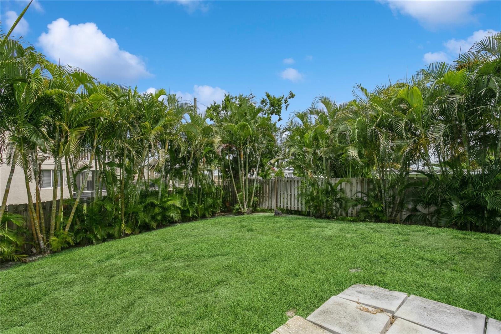 612 ALBEE RD W, NOKOMIS, FL, 34275