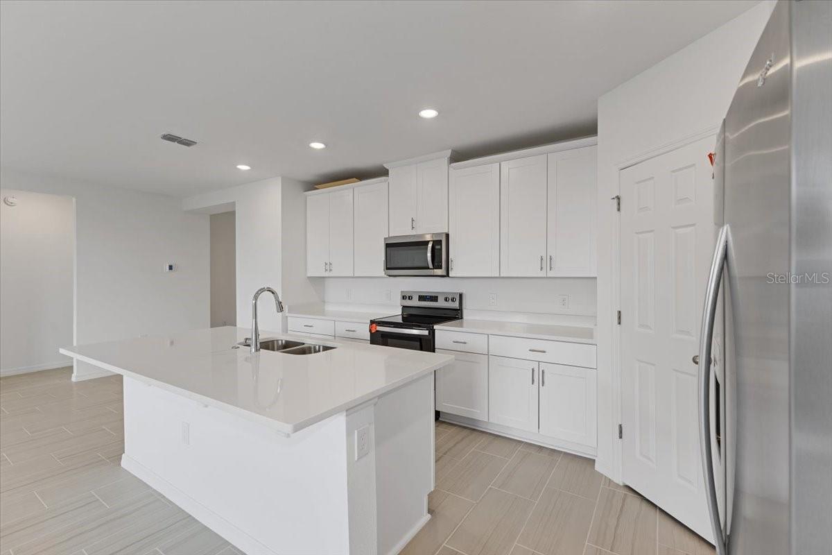 1349 HANOVERIAN DR, LAKE ALFRED, FL, 33850