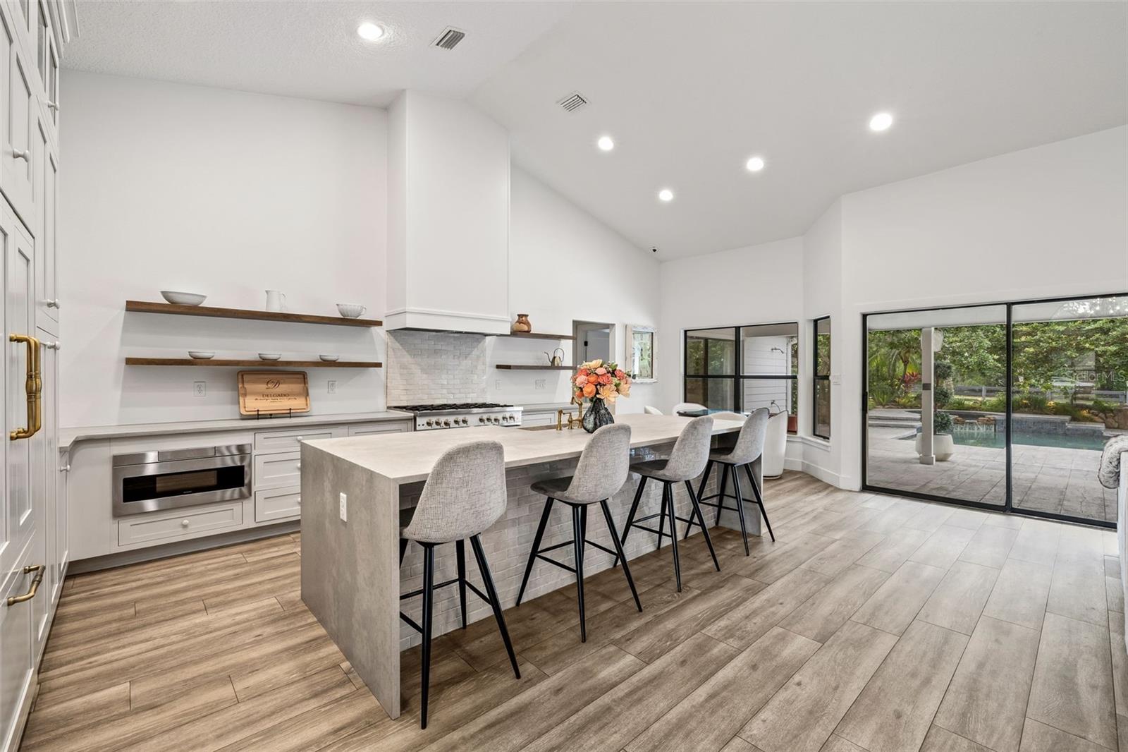 32131 HICKORY LN, SORRENTO, FL, 32776