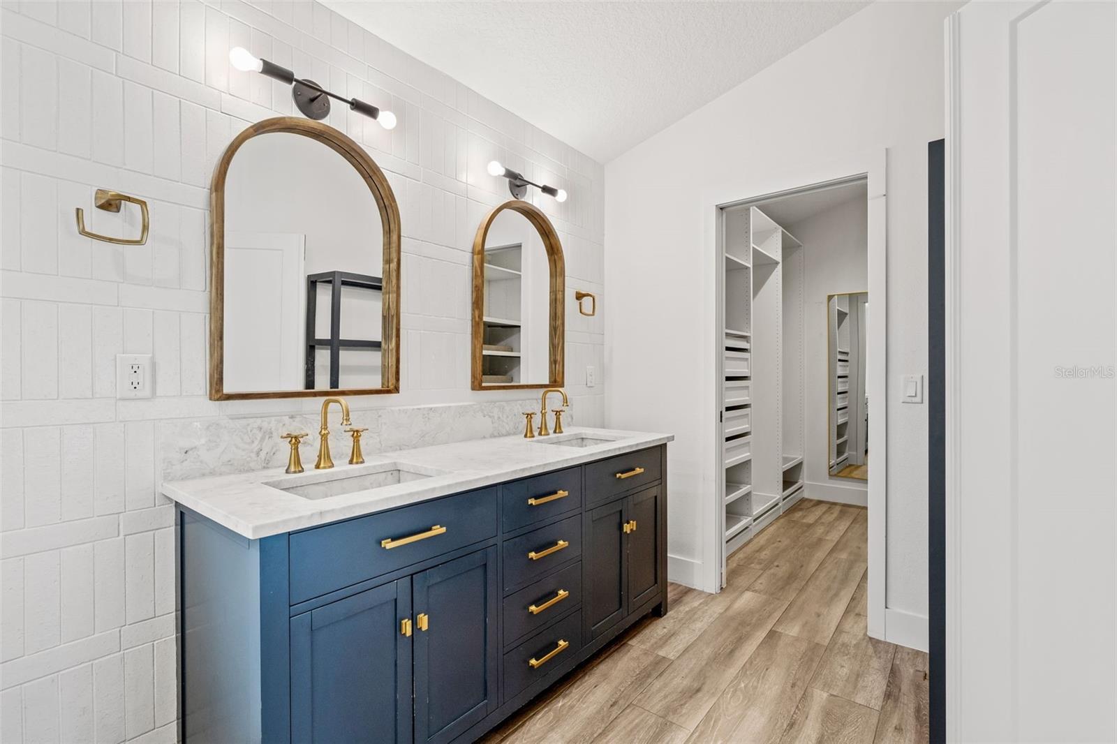 32131 HICKORY LN, SORRENTO, FL, 32776