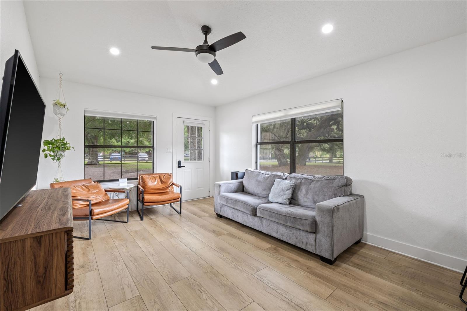 32131 HICKORY LN, SORRENTO, FL, 32776