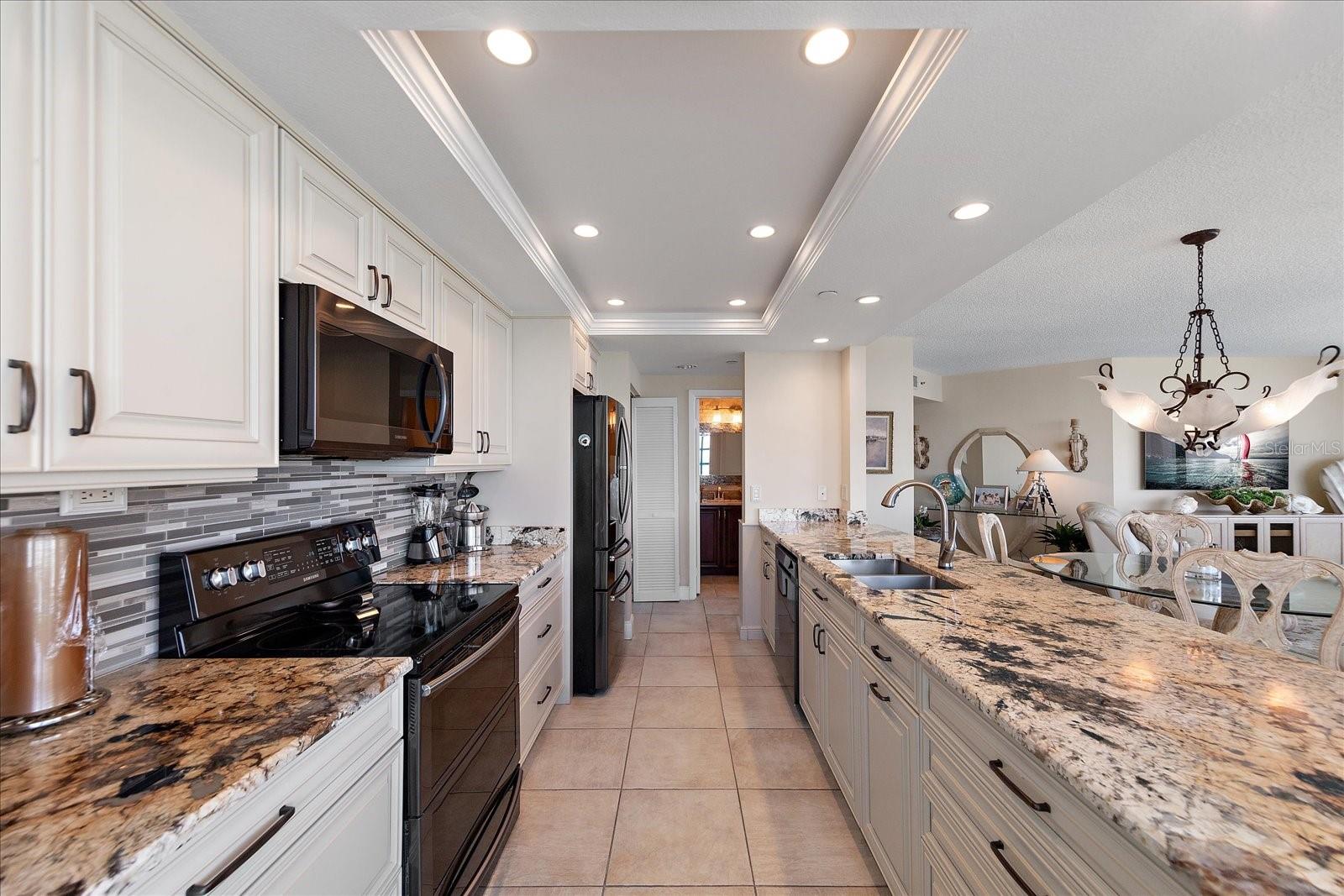 1540 GULF BLVD #2102, CLEARWATER BEACH, FL, 33767