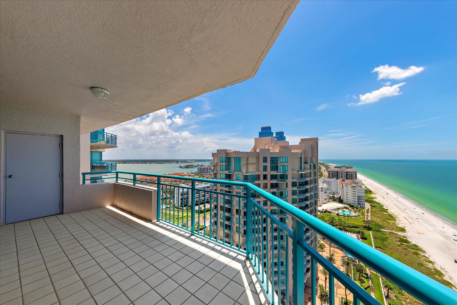 1540 GULF BLVD #2102, CLEARWATER BEACH, FL, 33767
