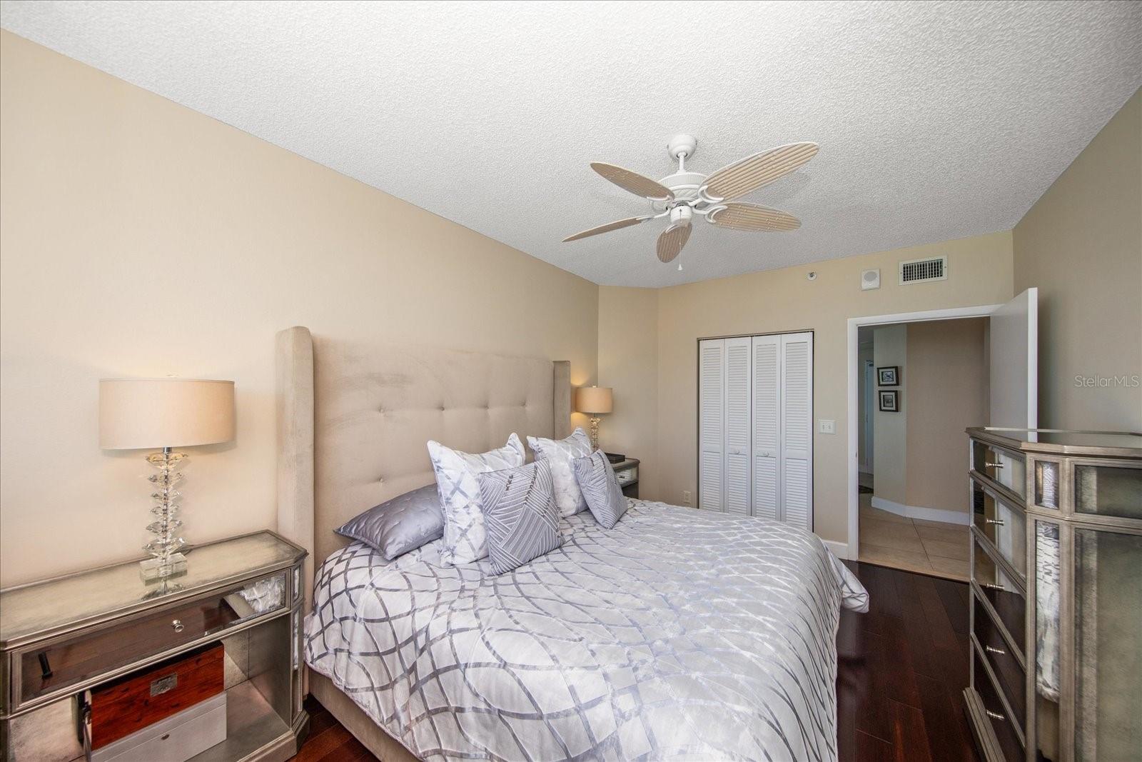 1540 GULF BLVD #2102, CLEARWATER BEACH, FL, 33767