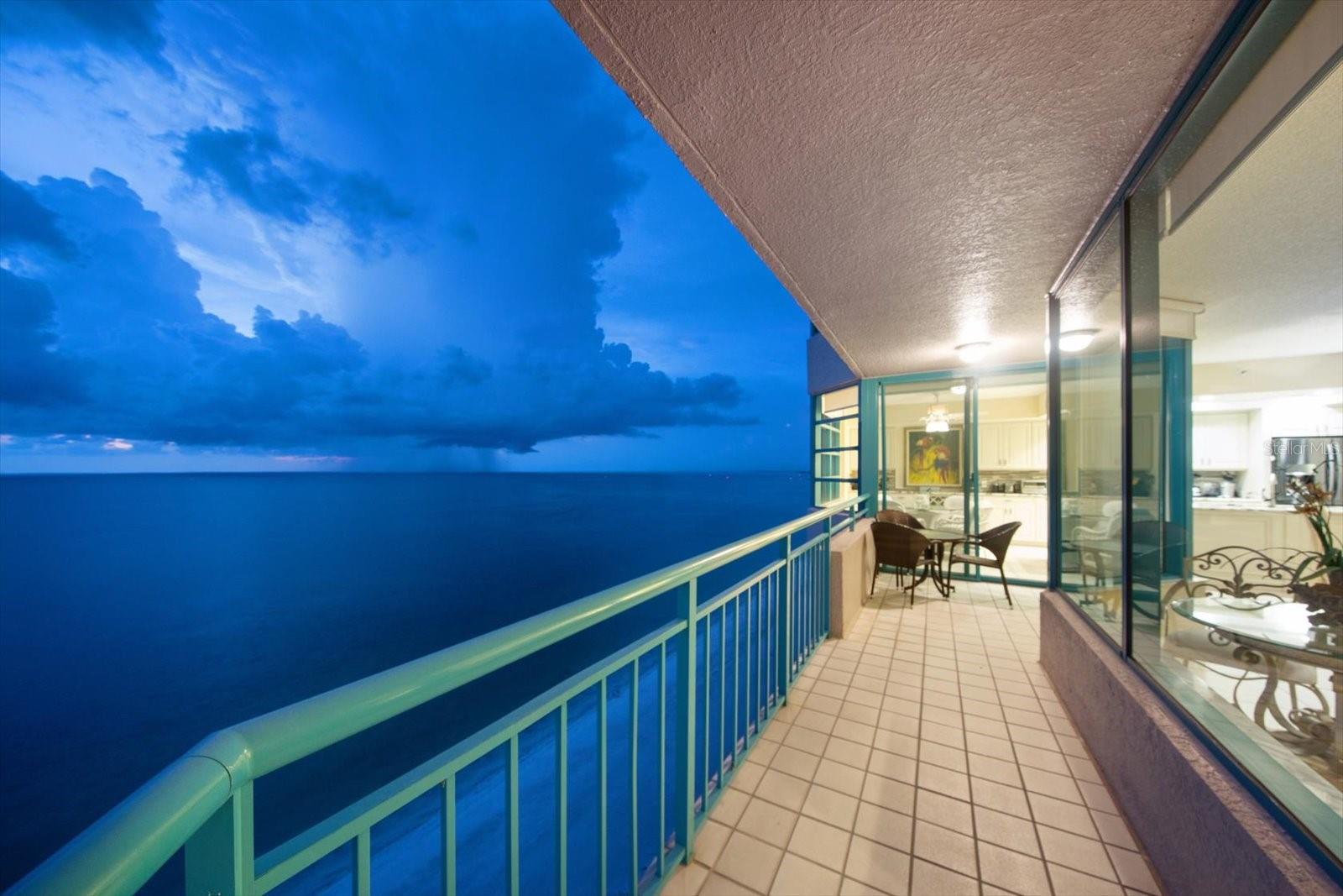 1540 GULF BLVD #2102, CLEARWATER BEACH, FL, 33767
